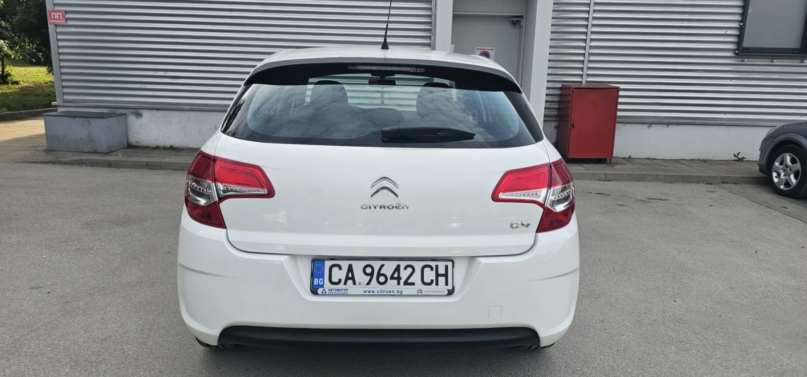 Citroen C4 1.6 HDi 92 к.с. ТОП СЪСТОЯНИЕ, снимка 7 - Автомобили и джипове - 54623200