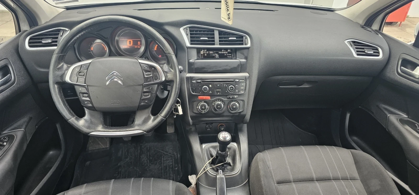 Citroen C4 1.6 HDi 92 к.с. ТОП СЪСТОЯНИЕ, снимка 9 - Автомобили и джипове - 54623200