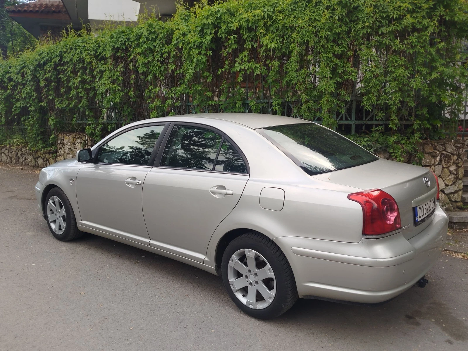 Toyota Avensis 2.0 D4D. 116, снимка 1 - Автомобили и джипове - 54728859