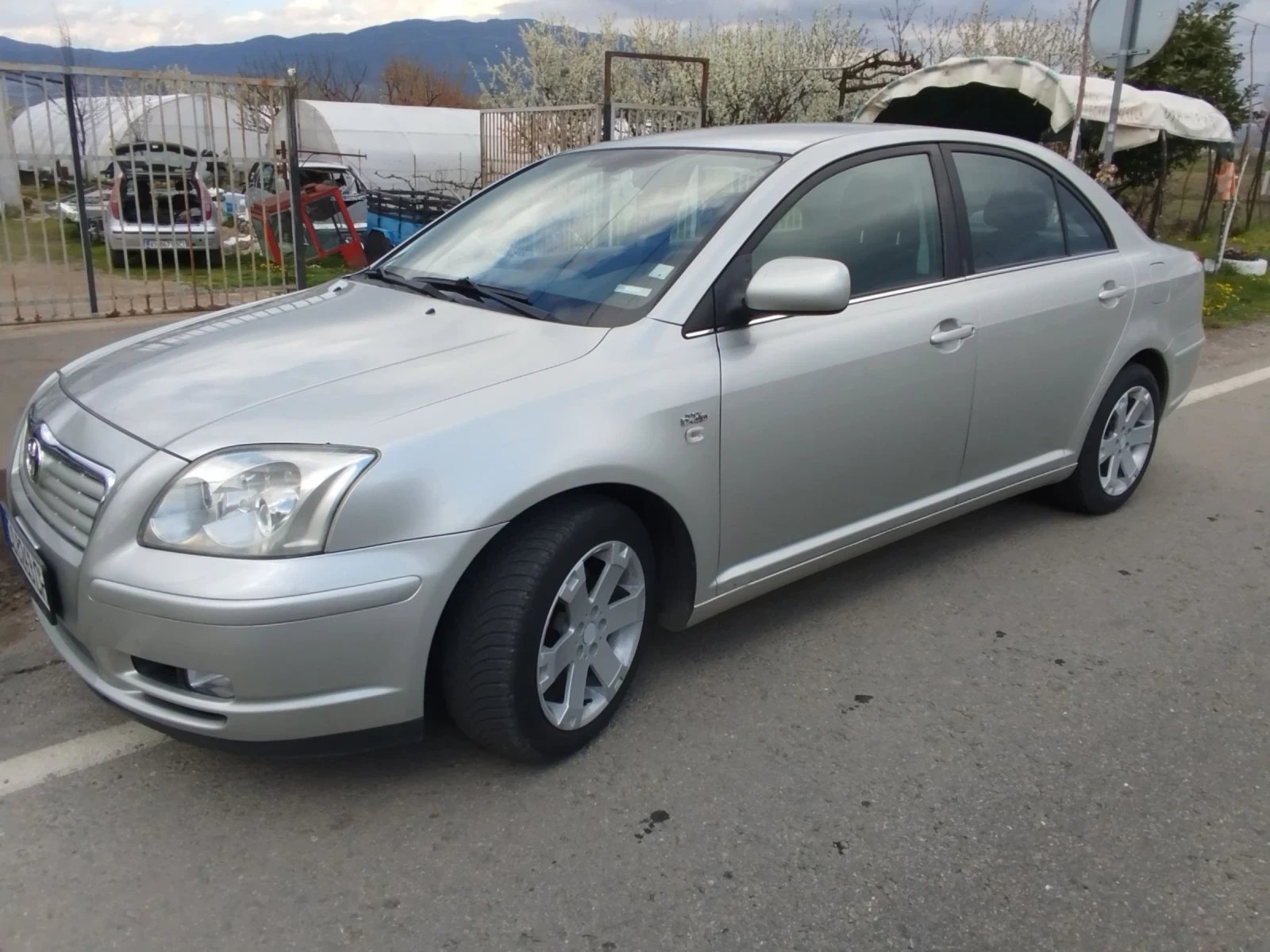 Toyota Avensis 2.0 D4D. 116, снимка 13 - Автомобили и джипове - 54728859