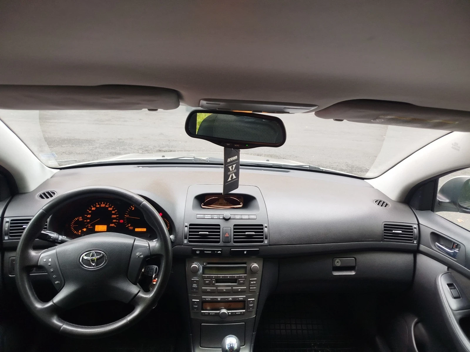 Toyota Avensis 2.0 D4D. 116, снимка 6 - Автомобили и джипове - 54728859