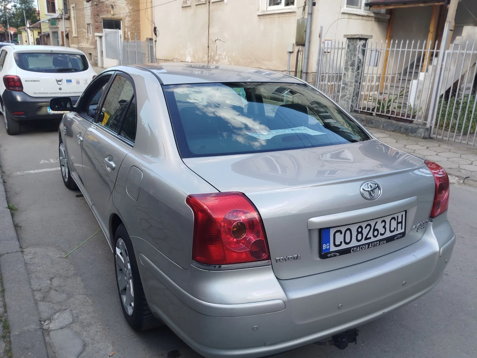 Toyota Avensis 2.0 D4D. 116, снимка 2 - Автомобили и джипове - 54728859