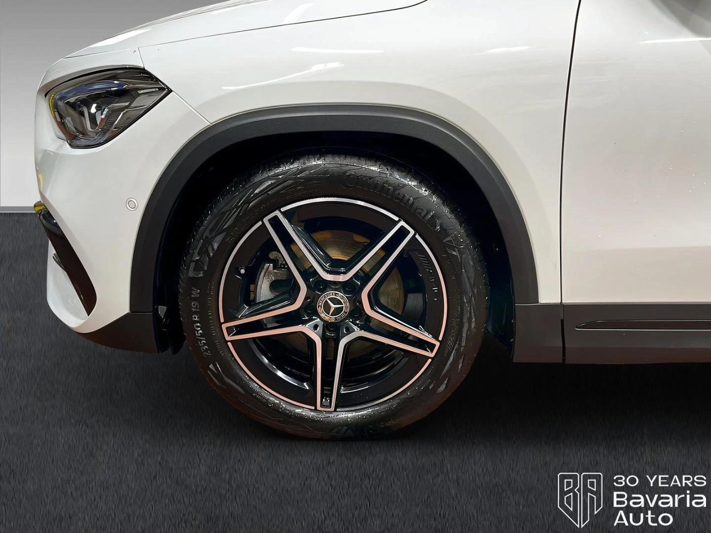 Mercedes-Benz GLA 200 d 4MATIC AMG Line NIGHT Paket, снимка 15 - Автомобили и джипове - 54746281