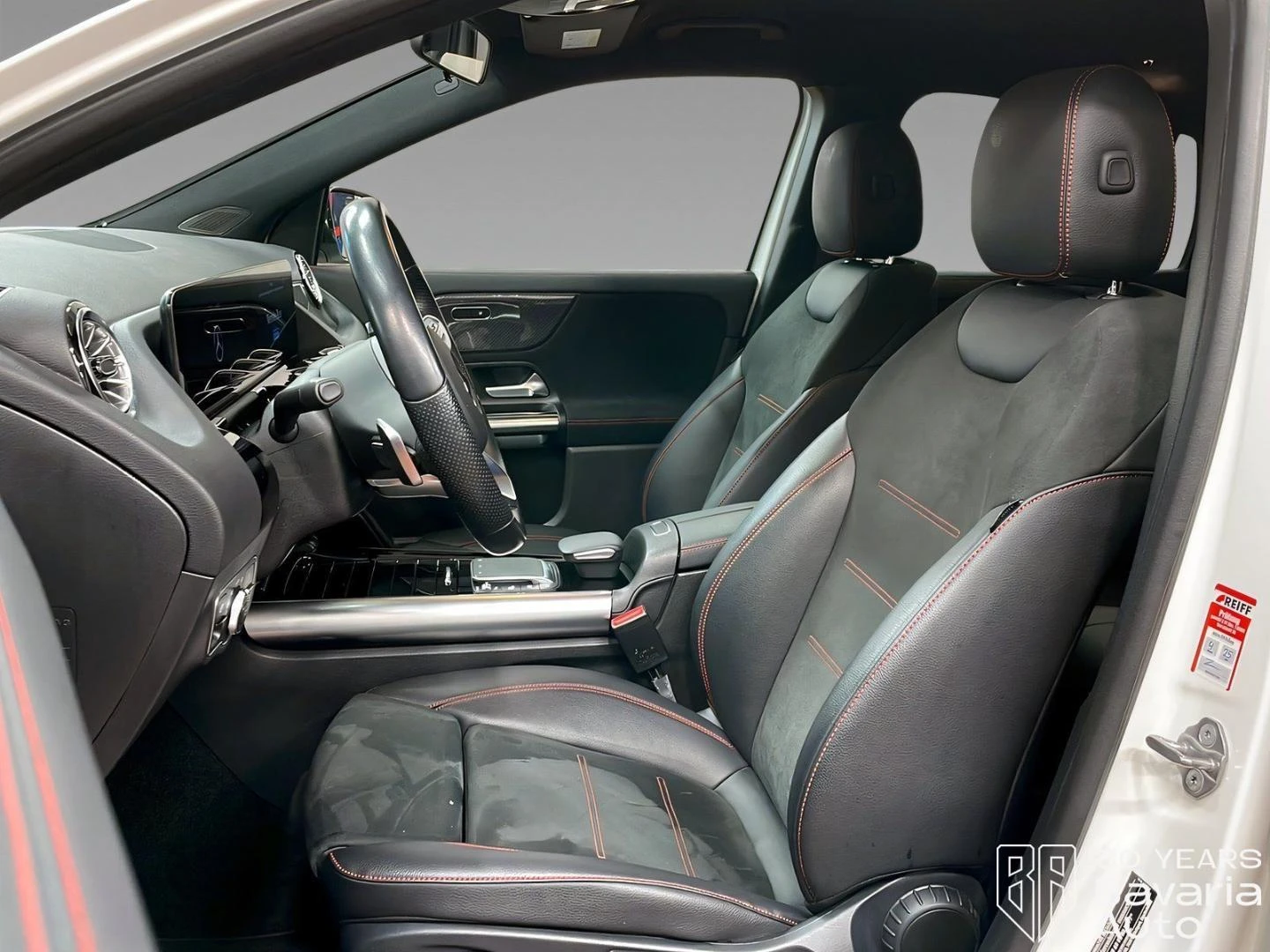 Mercedes-Benz GLA 200 d 4MATIC AMG Line NIGHT Paket, снимка 9 - Автомобили и джипове - 54746281