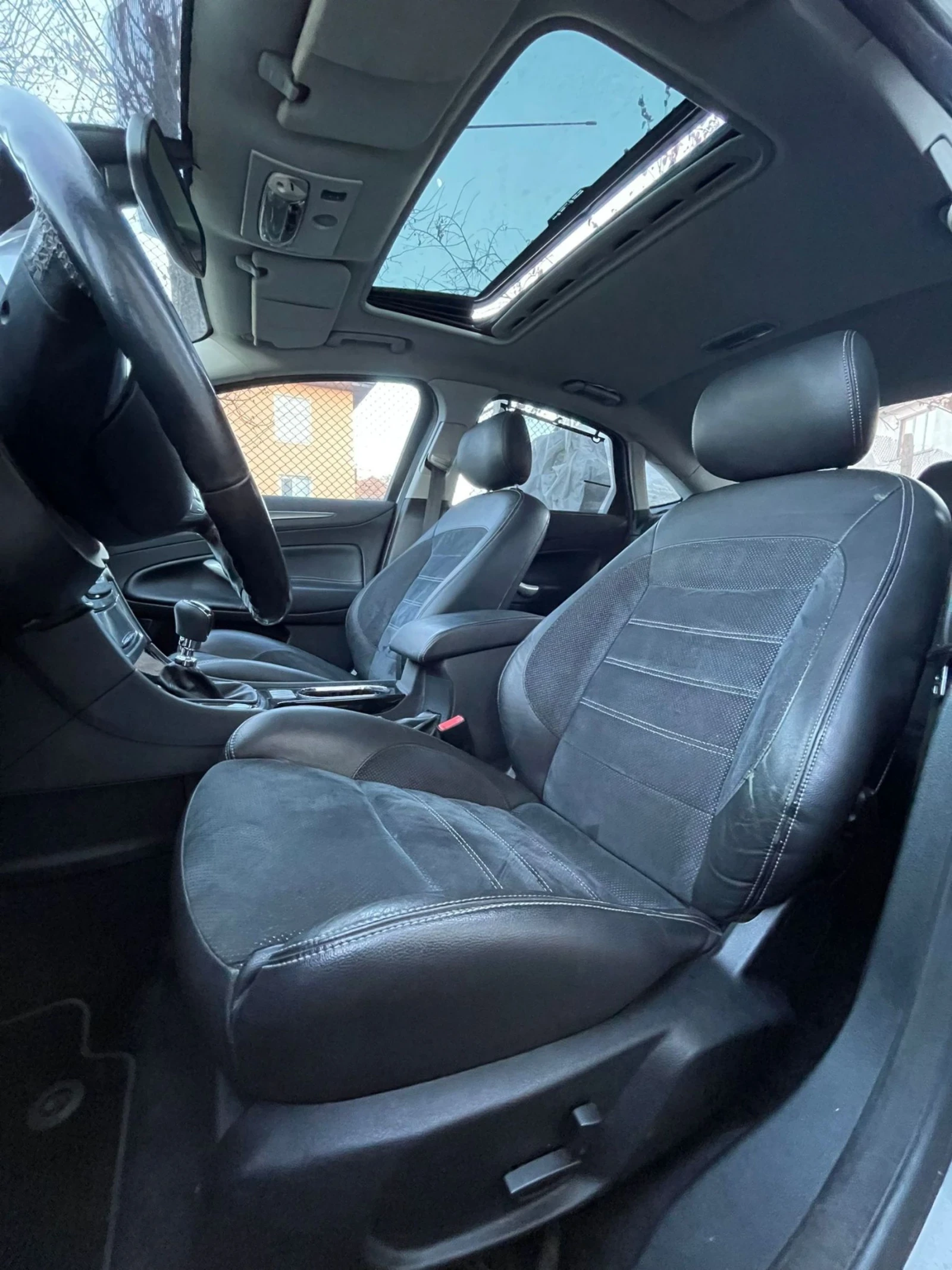 Ford Mondeo 2.5T V5, снимка 10 - Автомобили и джипове - 54802909