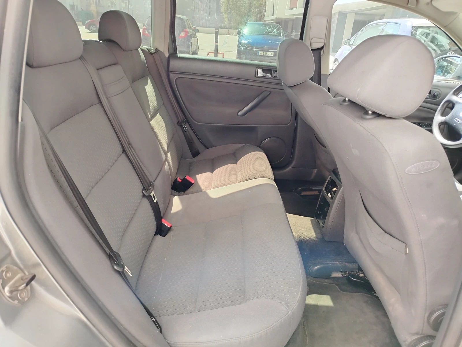 VW Passat 1.9tdi 101, снимка 9 - Автомобили и джипове - 54879574