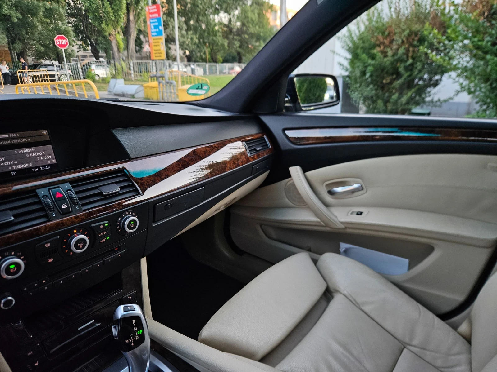 BMW 535, снимка 10 - Автомобили и джипове - 55450357