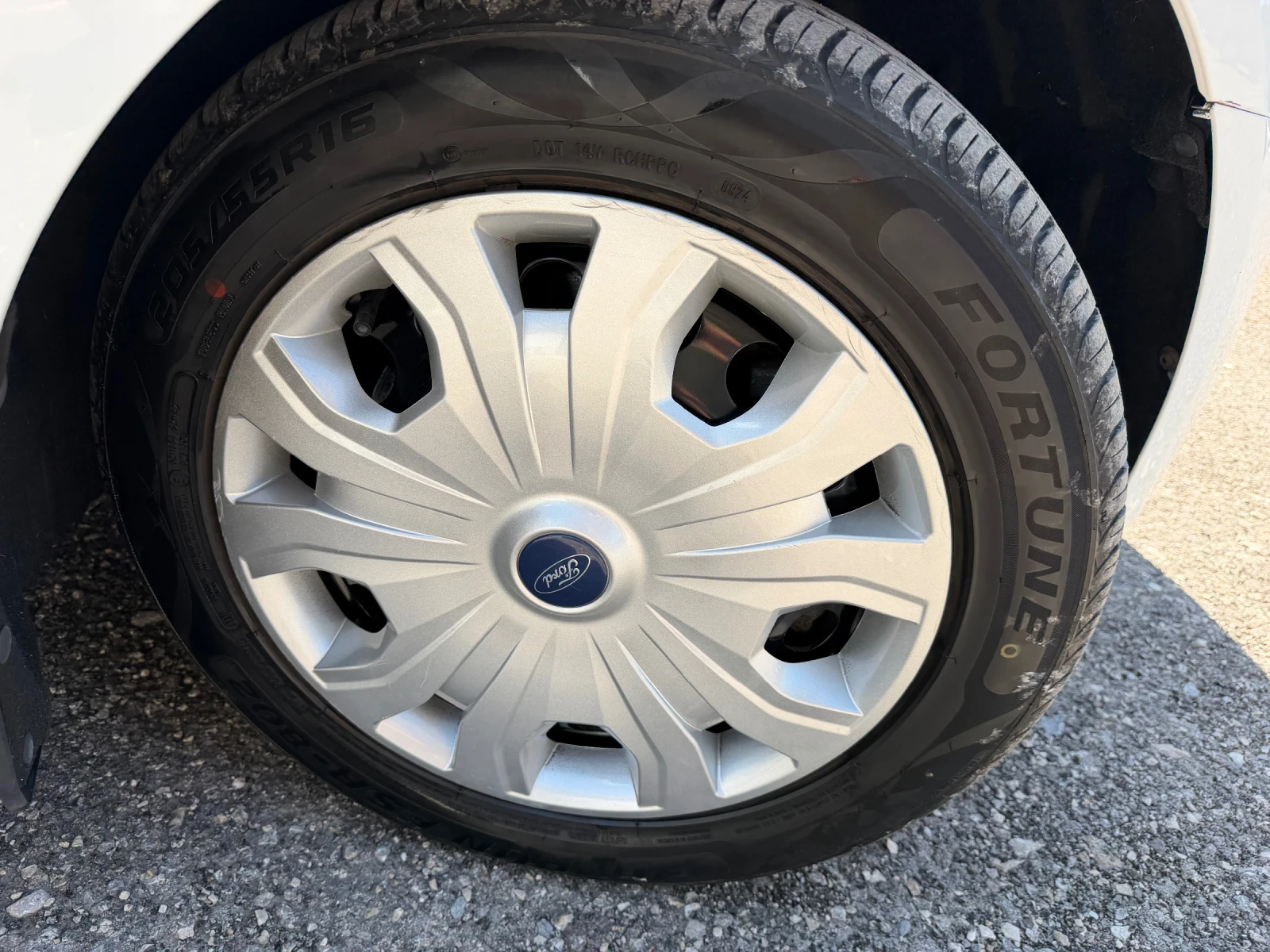 Ford Connect 1.5TDCI* MAXI* REALNI KM* , снимка 15 - Автомобили и джипове - 55336718