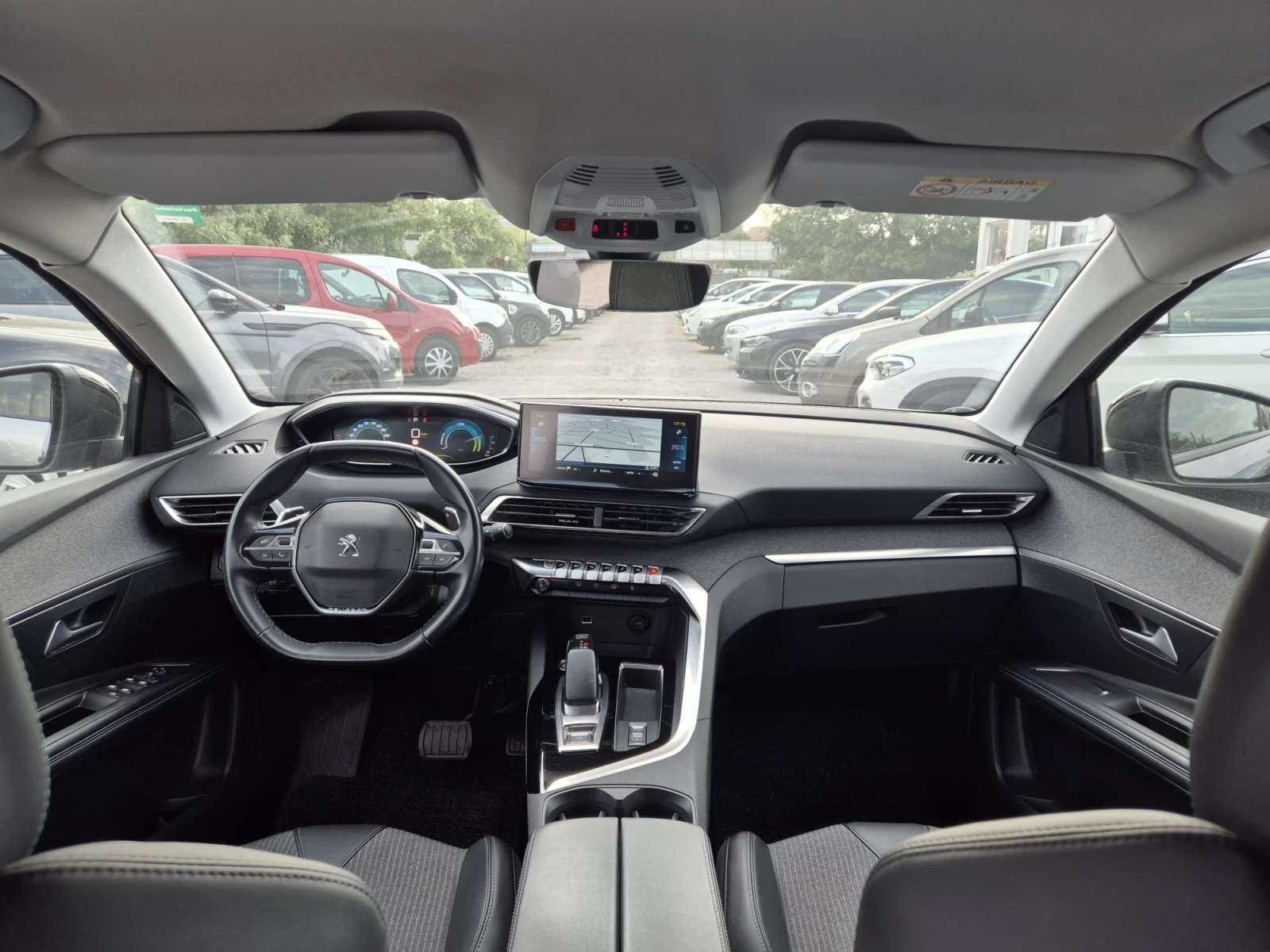 Peugeot 3008 Plug-in HYBRID 225ps/ДИСТРОНИК/АВТОМАТИК, снимка 7 - Автомобили и джипове - 55717205