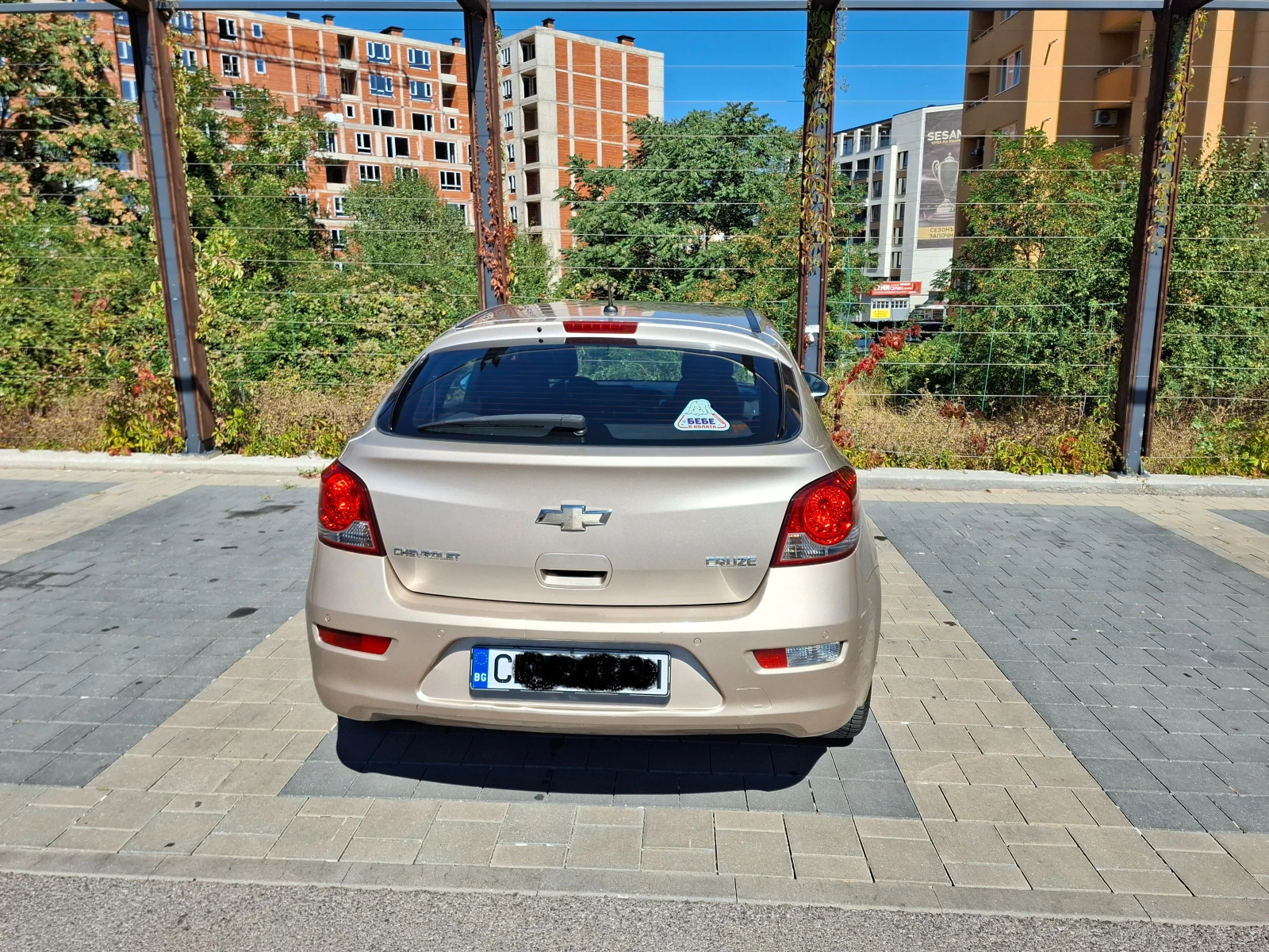 Chevrolet Cruze 2.0 TDI, снимка 8 - Автомобили и джипове - 56057401
