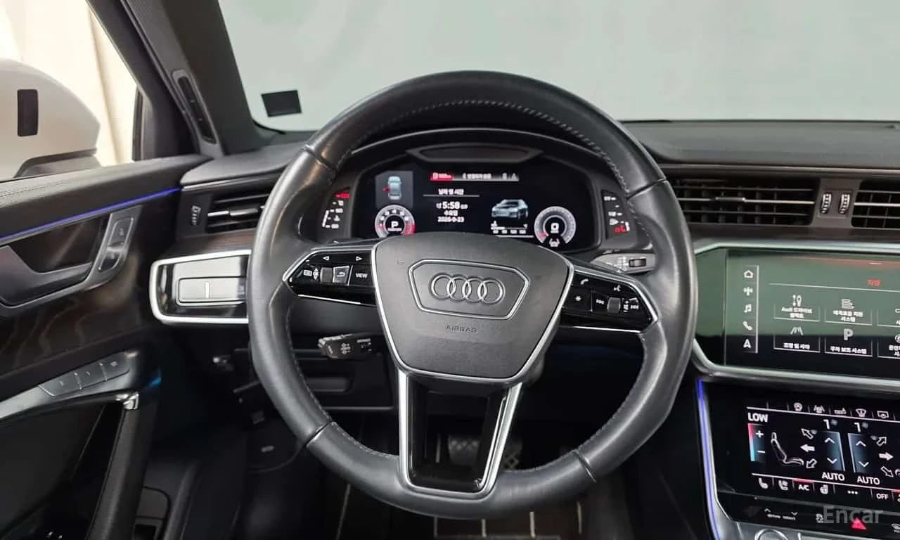 Audi A6 45 TFSI Quattro /ОБДУХВАНЕ/ПАНОРАМА/ДИСТРОНИК/360, снимка 12 - Автомобили и джипове - 56297313