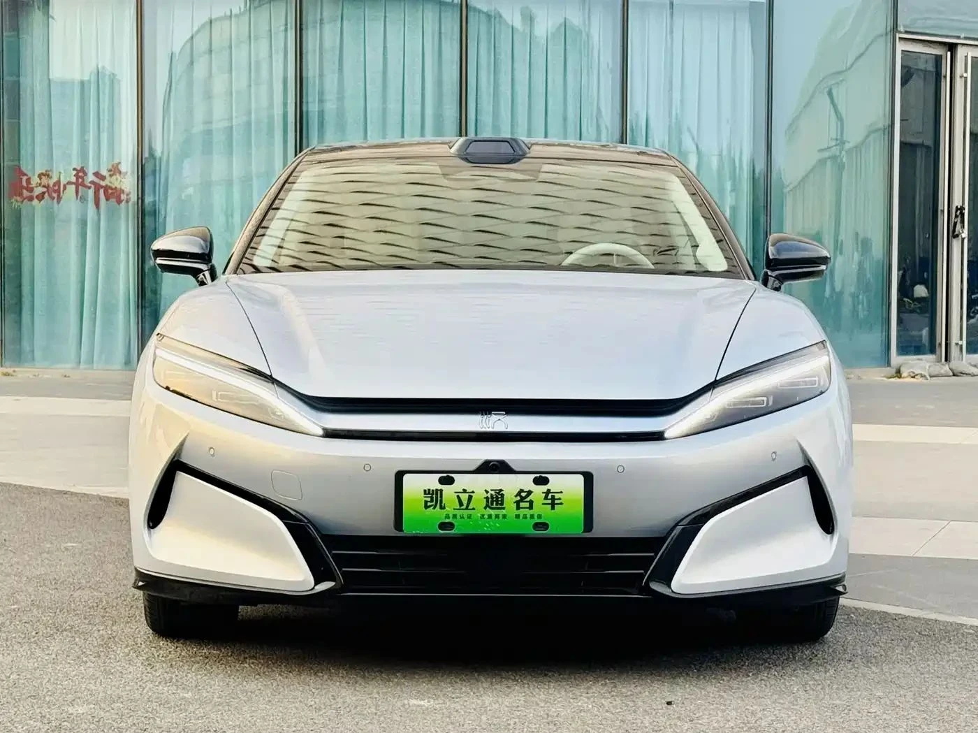 BYD HAN, снимка 4 - Автомобили и джипове - 56705989