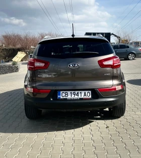 Kia Sportage 2. 0 CRDI 4x4 SPIRIT ПАНОРАМА, снимка 5