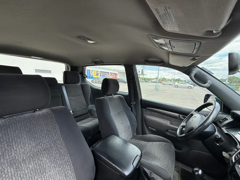 Toyota Land cruiser 3.0 D4D 6 скорости, снимка 11 - Автомобили и джипове - 50276994
