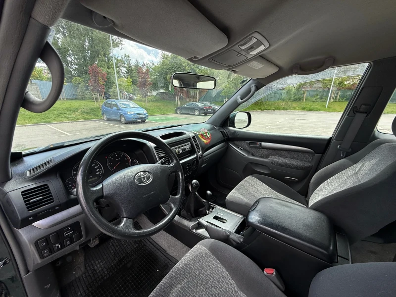 Toyota Land cruiser 3.0 D4D 6 скорости, снимка 9 - Автомобили и джипове - 50276994
