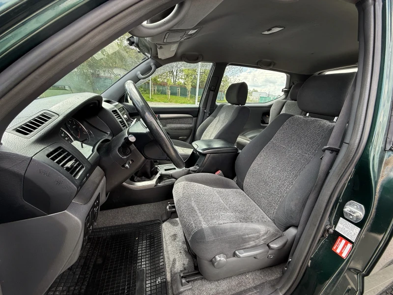 Toyota Land cruiser 3.0 D4D 6 скорости, снимка 10 - Автомобили и джипове - 50276994
