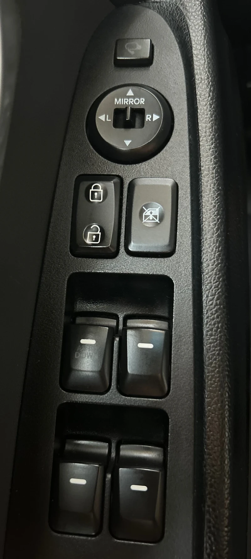 Kia Sportage 2. 0 CRDI 4x4 SPIRIT ПАНОРАМА, снимка 12 - Автомобили и джипове - 51067188