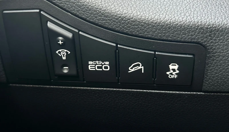 Kia Sportage 2. 0 CRDI 4x4 SPIRIT ПАНОРАМА, снимка 13 - Автомобили и джипове - 51067188