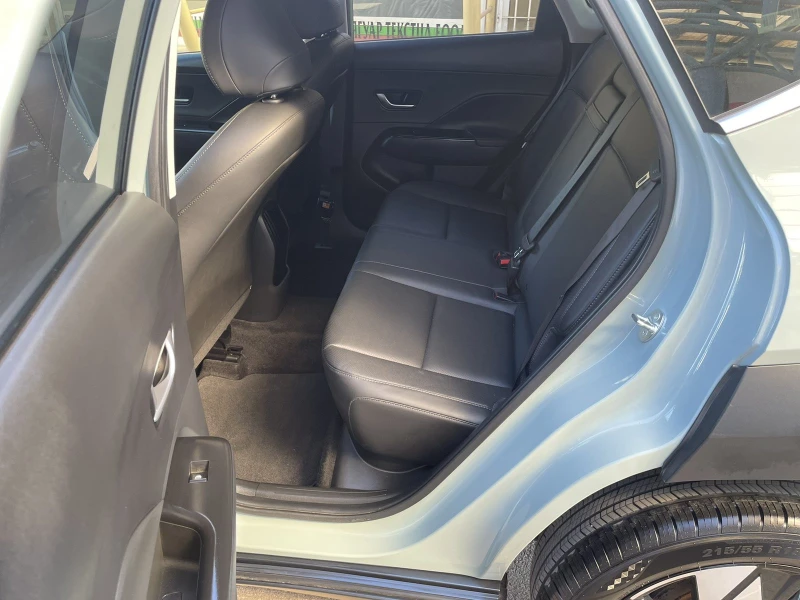 Hyundai Kona, снимка 12 - Автомобили и джипове - 52498538