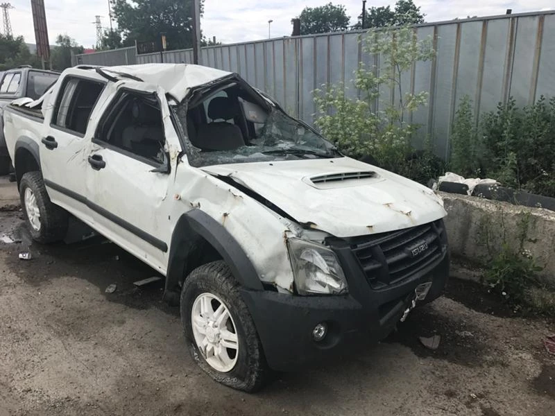 Isuzu D-max 3.0TDI 4JJ1, снимка 3 - Автомобили и джипове - 18611251