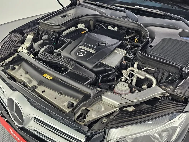 Mercedes-Benz GLC 350 E 4MATIC AMG LINE, снимка 6 - Автомобили и джипове - 55174634