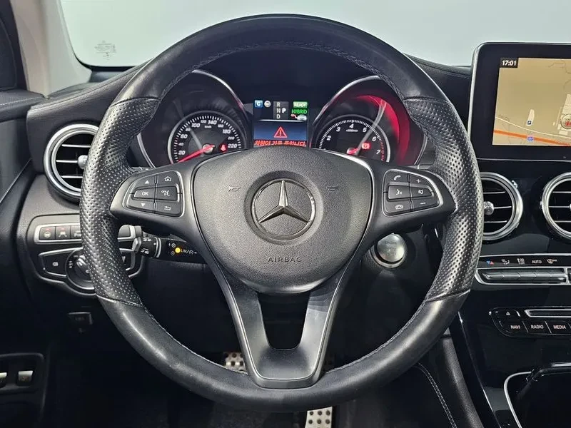 Mercedes-Benz GLC 350 E 4MATIC AMG LINE, снимка 14 - Автомобили и джипове - 55174634