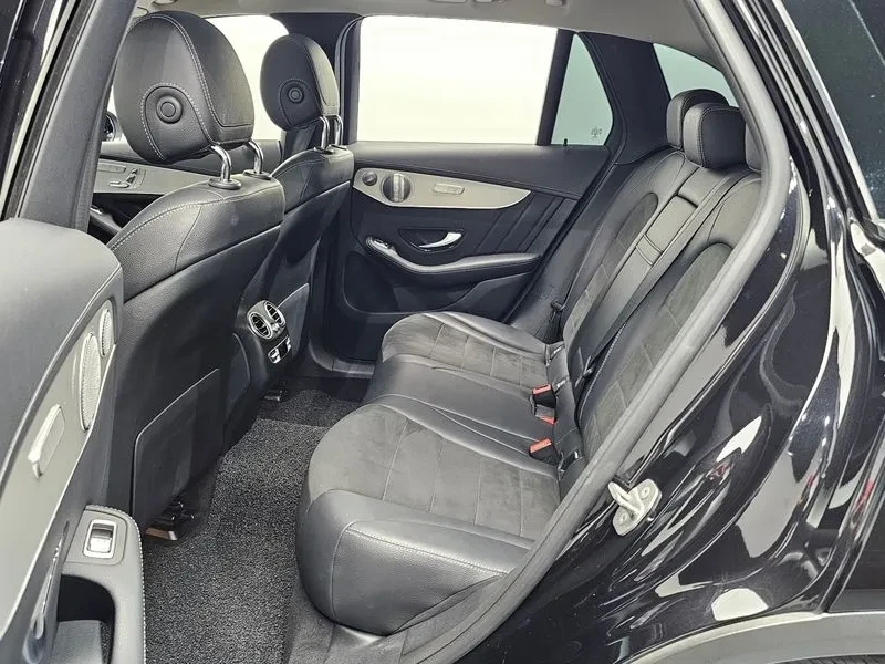 Mercedes-Benz GLC 350 E 4MATIC AMG LINE, снимка 11 - Автомобили и джипове - 55174634