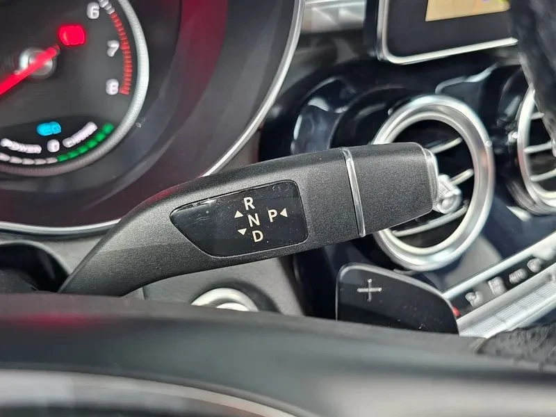 Mercedes-Benz GLC 350 E 4MATIC AMG LINE, снимка 9 - Автомобили и джипове - 55174634