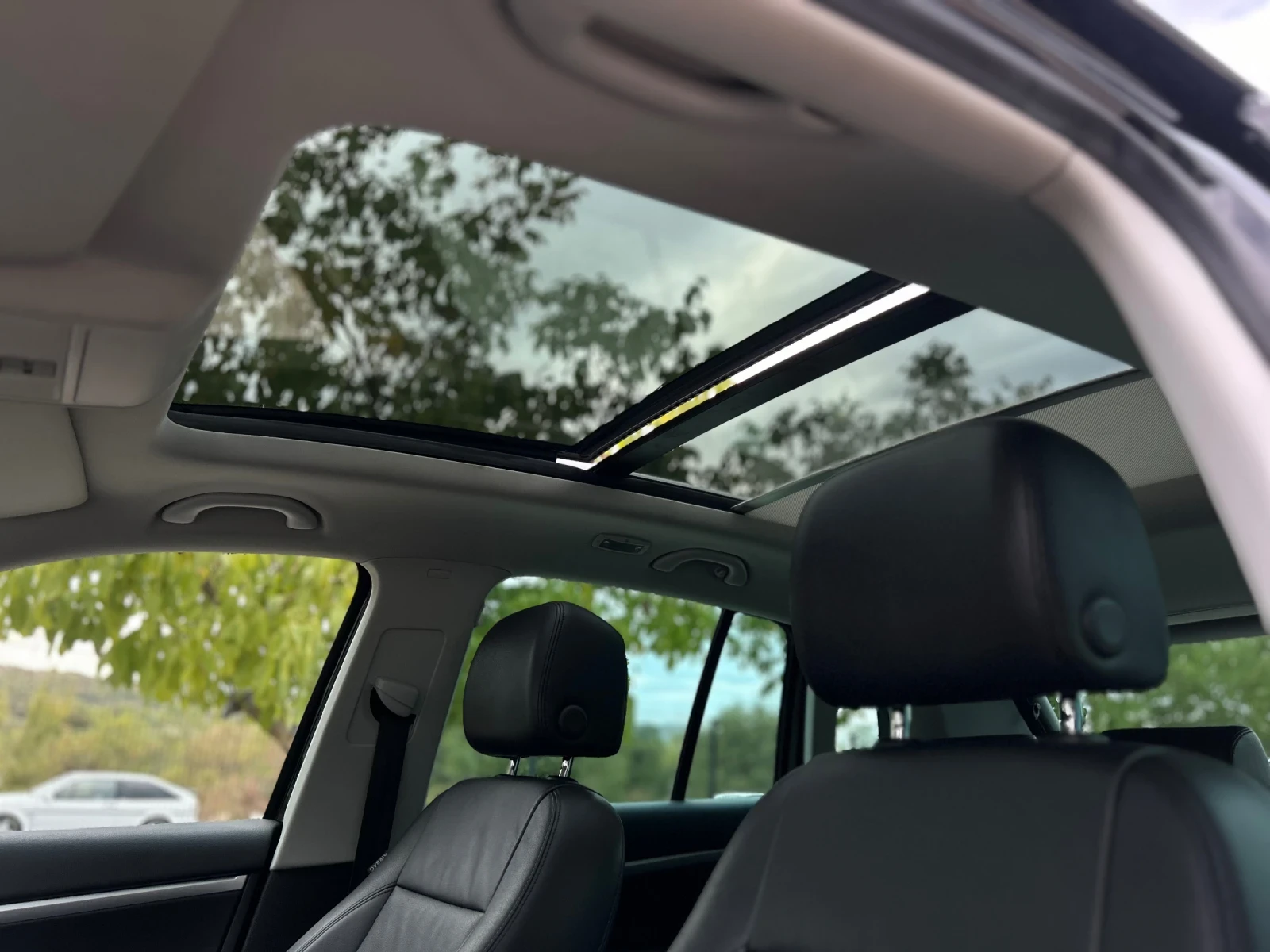 VW Tiguan 2.0TDI R LINE LED XENON NAVI PANO KAMERA 4MOTION | Mobile.bg   12