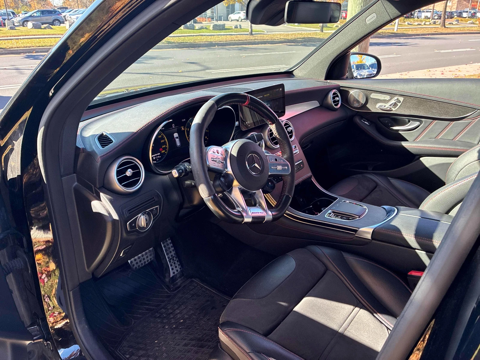 Mercedes-Benz GLC 43 AMG CARFAX АВТО КРЕДИТ  | Mobile.bg — изображение 6