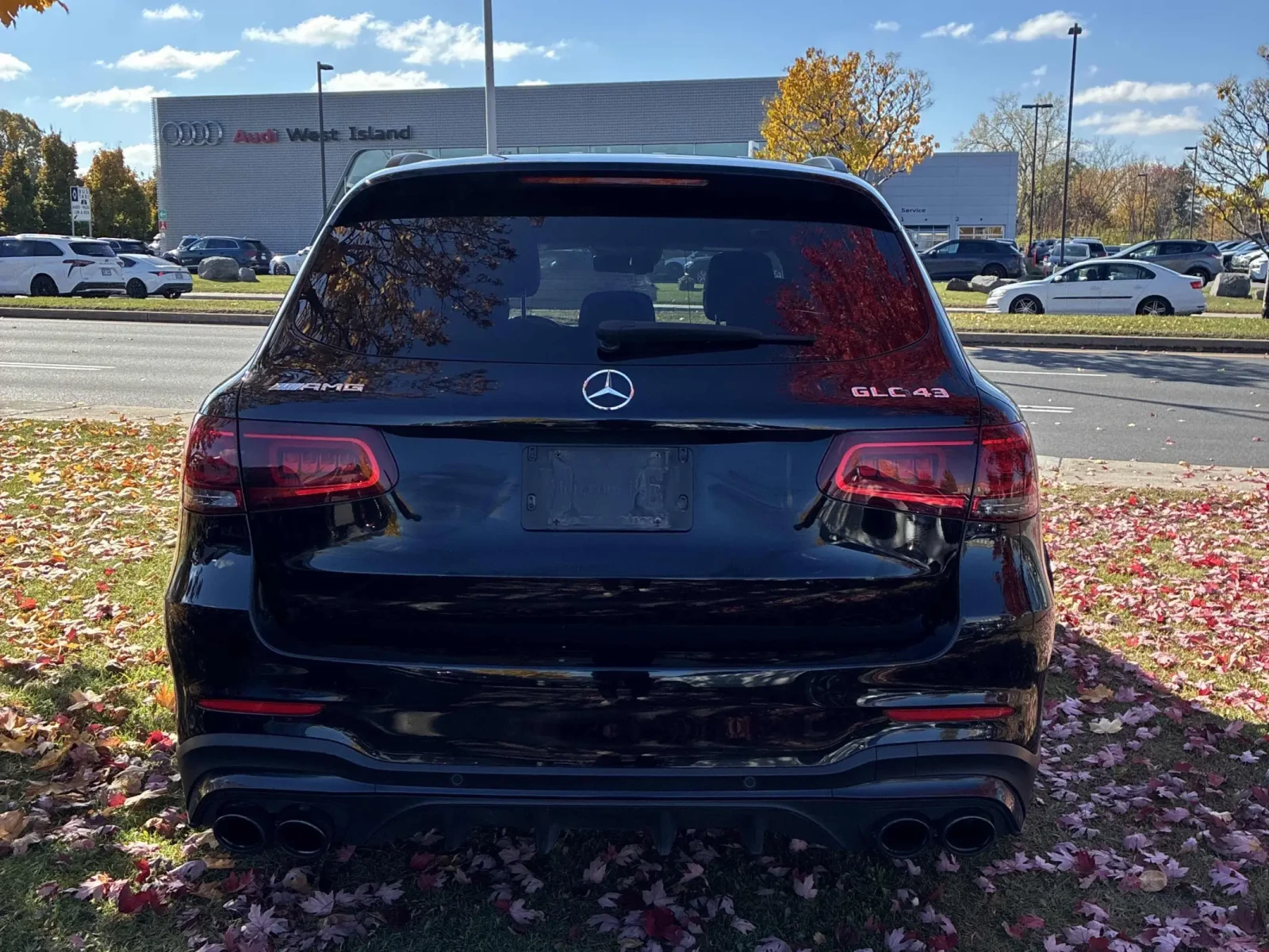 Mercedes-Benz GLC 43 AMG CARFAX АВТО КРЕДИТ  | Mobile.bg — изображение 3