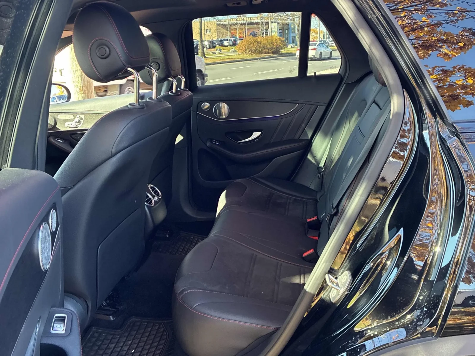 Mercedes-Benz GLC 43 AMG CARFAX АВТО КРЕДИТ  | Mobile.bg — изображение 13