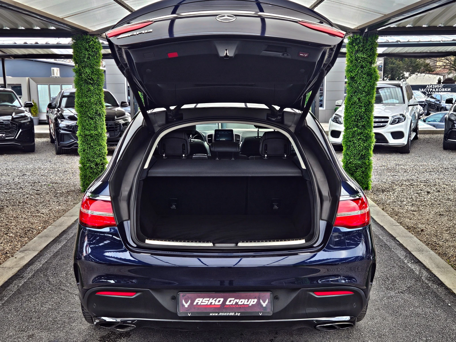 Mercedes-Benz GLE 43 AMG SHADOW/GERMANY/PANO/360CAMERA/CAR PLAY/AMBIENT/LIZ, снимка 8 - Автомобили и джипове - 54055816