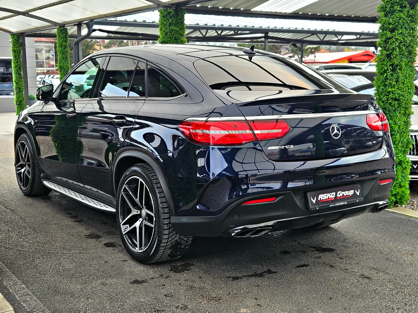 Mercedes-Benz GLE 43 AMG SHADOW/GERMANY/PANO/360CAMERA/CAR PLAY/AMBIENT/LIZ, снимка 7 - Автомобили и джипове - 54055816