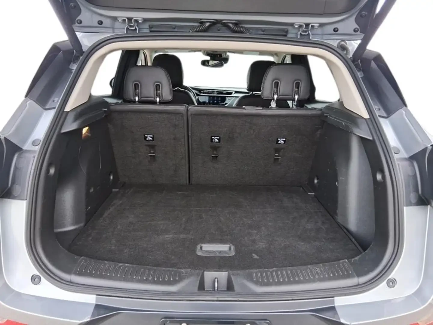 Buick Encore Encore, снимка 7 - Автомобили и джипове - 54882135