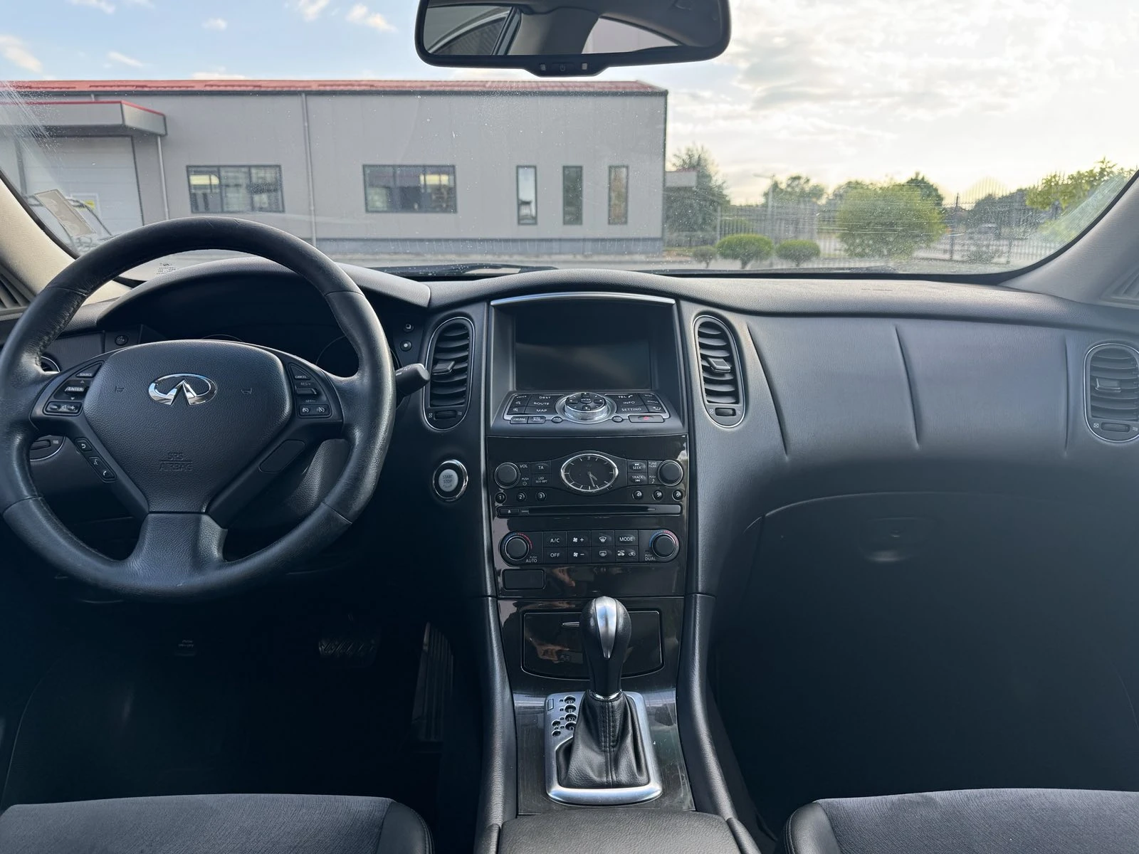 Infiniti Fx 30 3.0 D / 4x4 / AVTOMAT, снимка 8 - Автомобили и джипове - 55409409