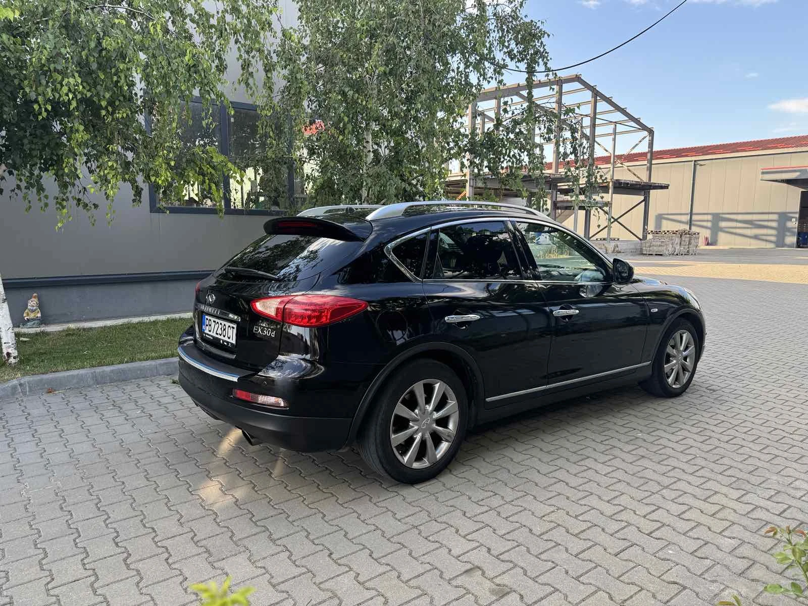 Infiniti Fx 30 3.0 D / 4x4 / AVTOMAT, снимка 3 - Автомобили и джипове - 55409409