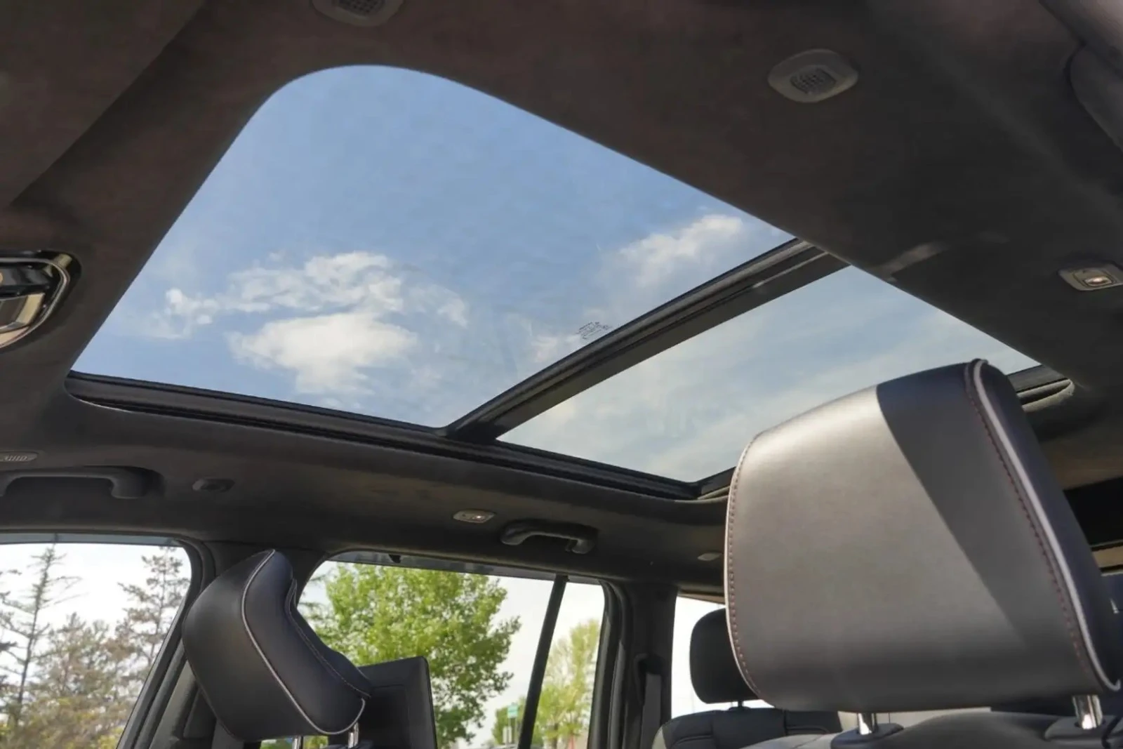 Jeep Grand cherokee 4XE SUMMIT RESERVE ���� �� �������� ���������� | Mobile.bg � ����������� 15