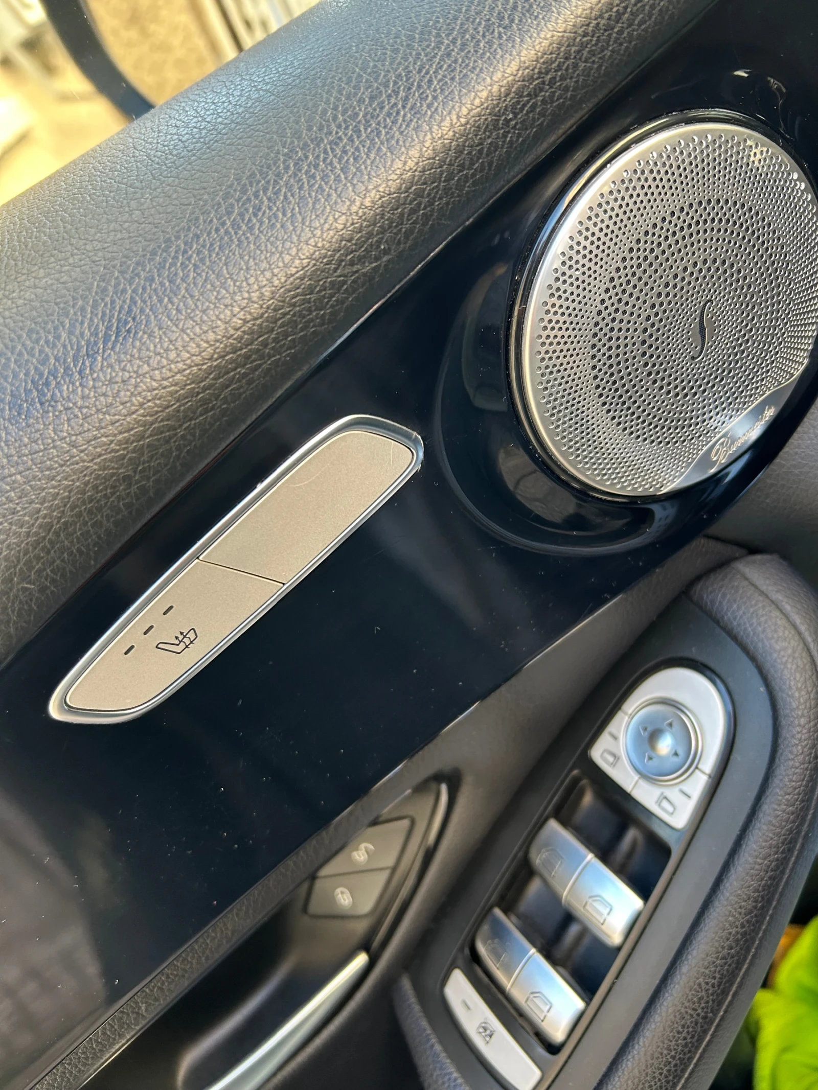 Mercedes-Benz GLC 220 2.2d 4MATIK , снимка 8 - Автомобили и джипове - 55687003