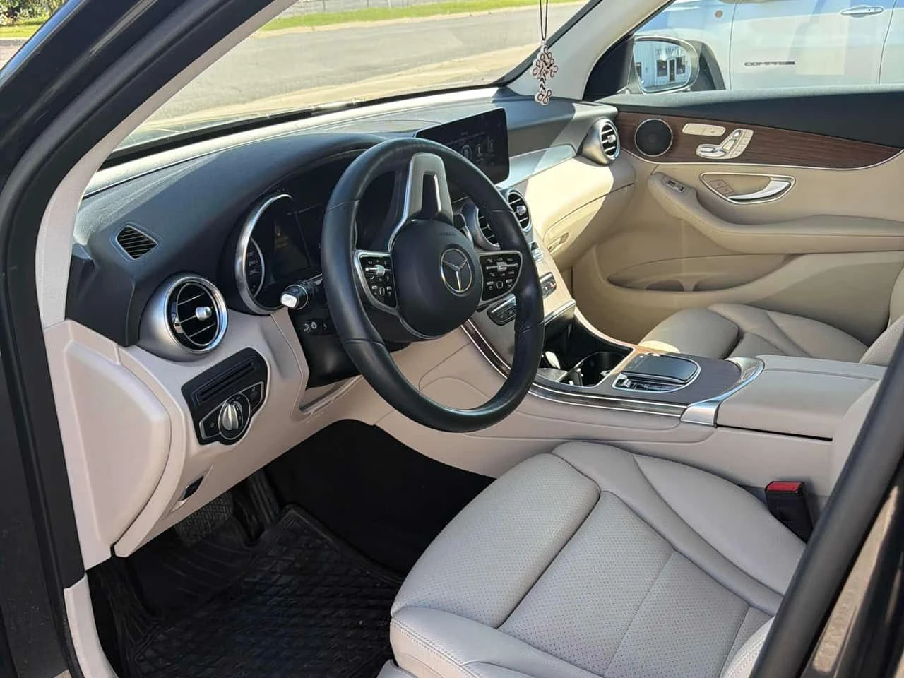 Mercedes-Benz GLC * 300 * CARFAX * ����� �� �����������  | Mobile.bg � ����������� 5