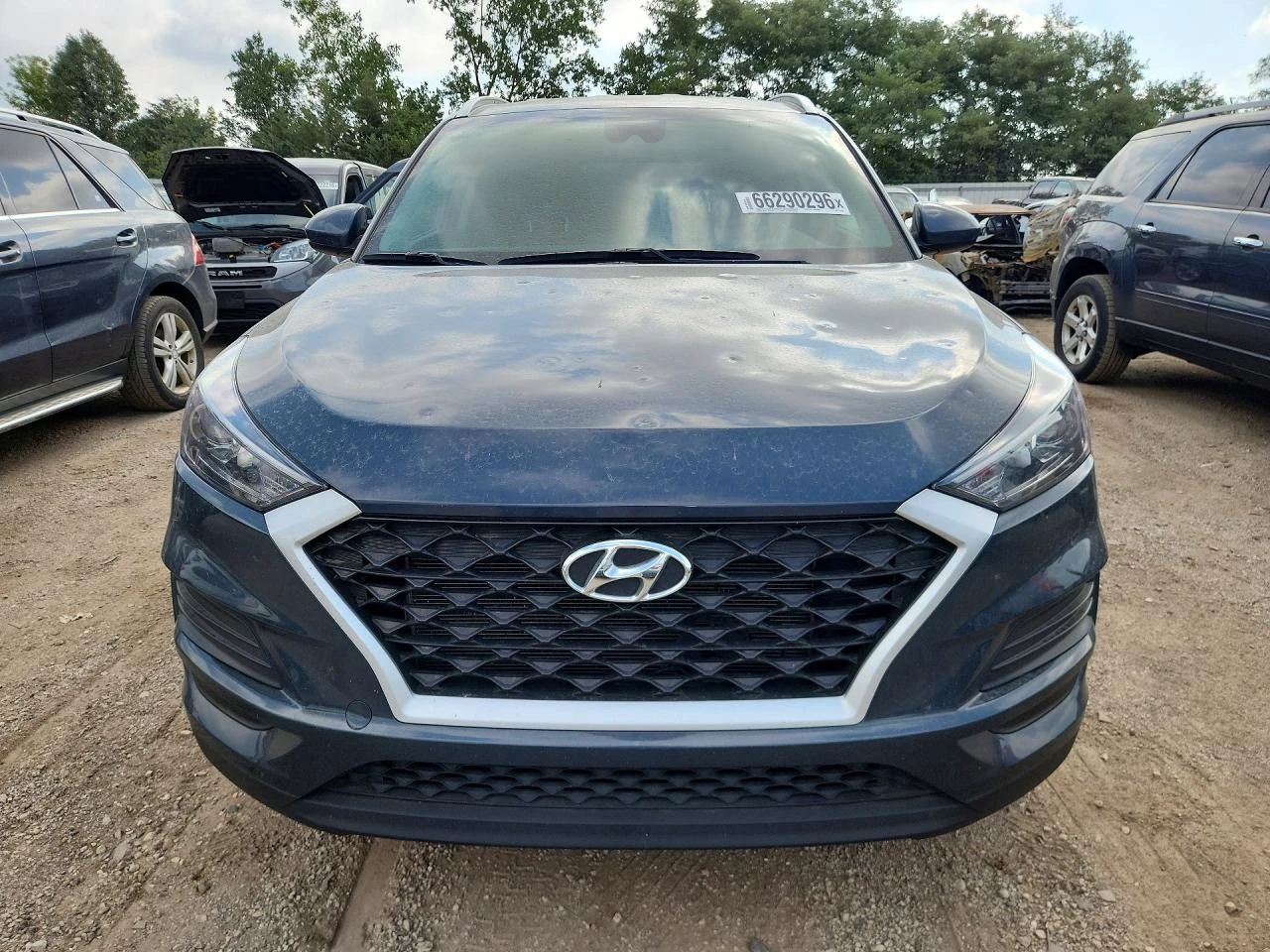 Hyundai Tucson 2.0l Value, снимка 5 - Автомобили и джипове - 55982604