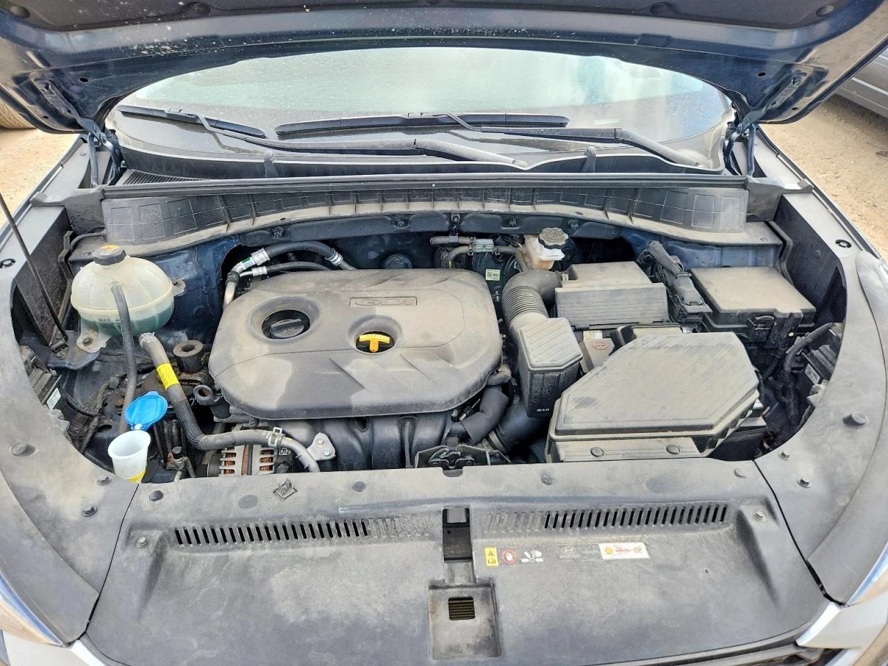 Hyundai Tucson 2.0l Value, снимка 11 - Автомобили и джипове - 55982604