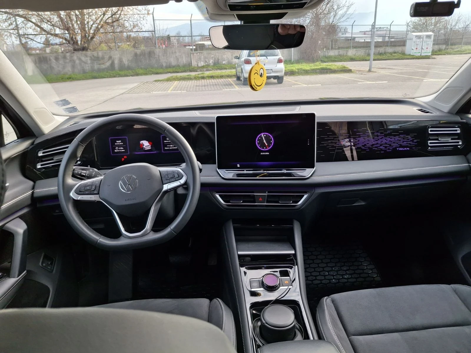 VW Tiguan Плъгин хибрид 1.5 TSI, снимка 11 - Автомобили и джипове - 56148872
