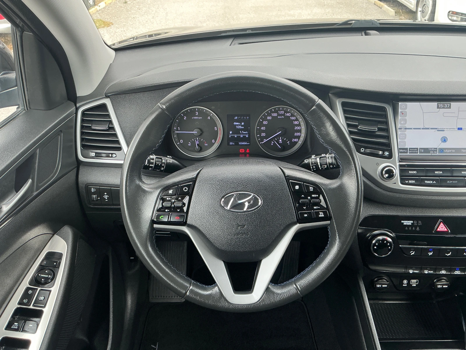 Hyundai Tucson 1.7CRDI, снимка 11 - Автомобили и джипове - 56274977