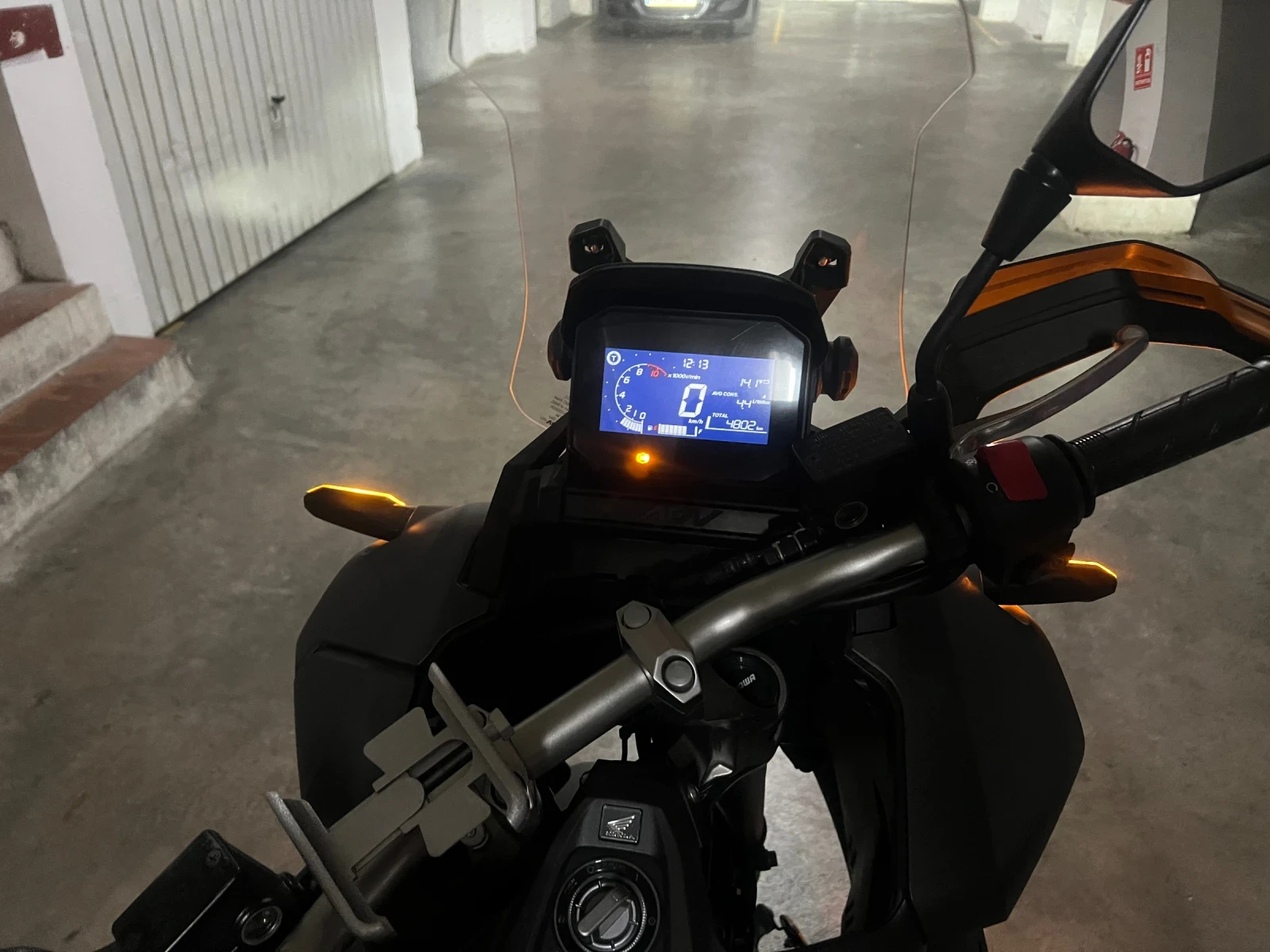 Honda X-ADV Adv350, снимка 3 - Мотоциклети и мототехника - 54700763
