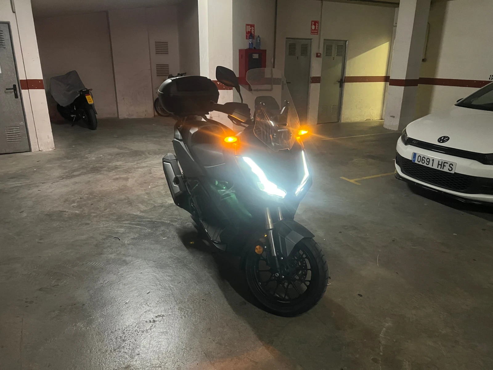 Honda X-ADV Adv350, снимка 2 - Мотоциклети и мототехника - 54700763
