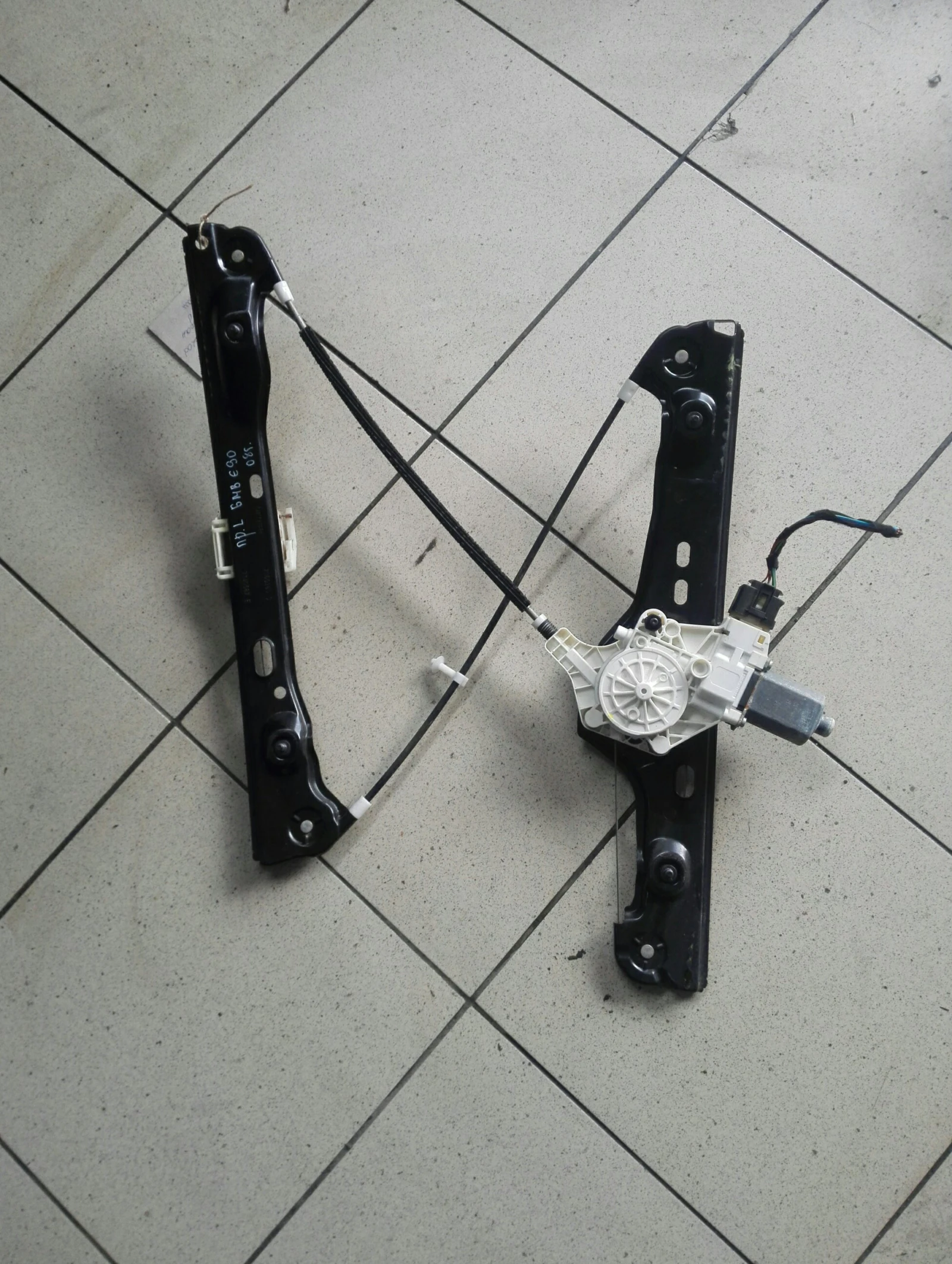 �� ������� ������ ���� ��� �90 320� | Mobile.bg � ����������� 1