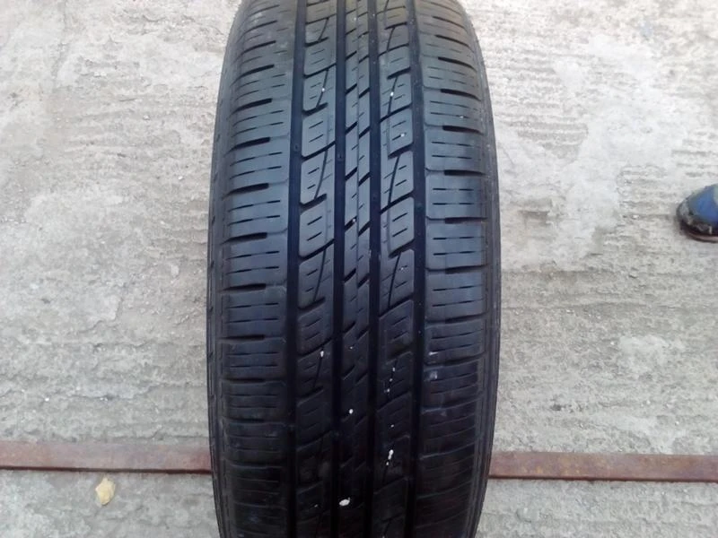 Гуми Летни 235/60R18, снимка 1 - Гуми и джанти - 18698899