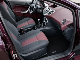 Ford Fiesta 1.4i-97кс-ГАЗ-TITANIUM, снимка 7
