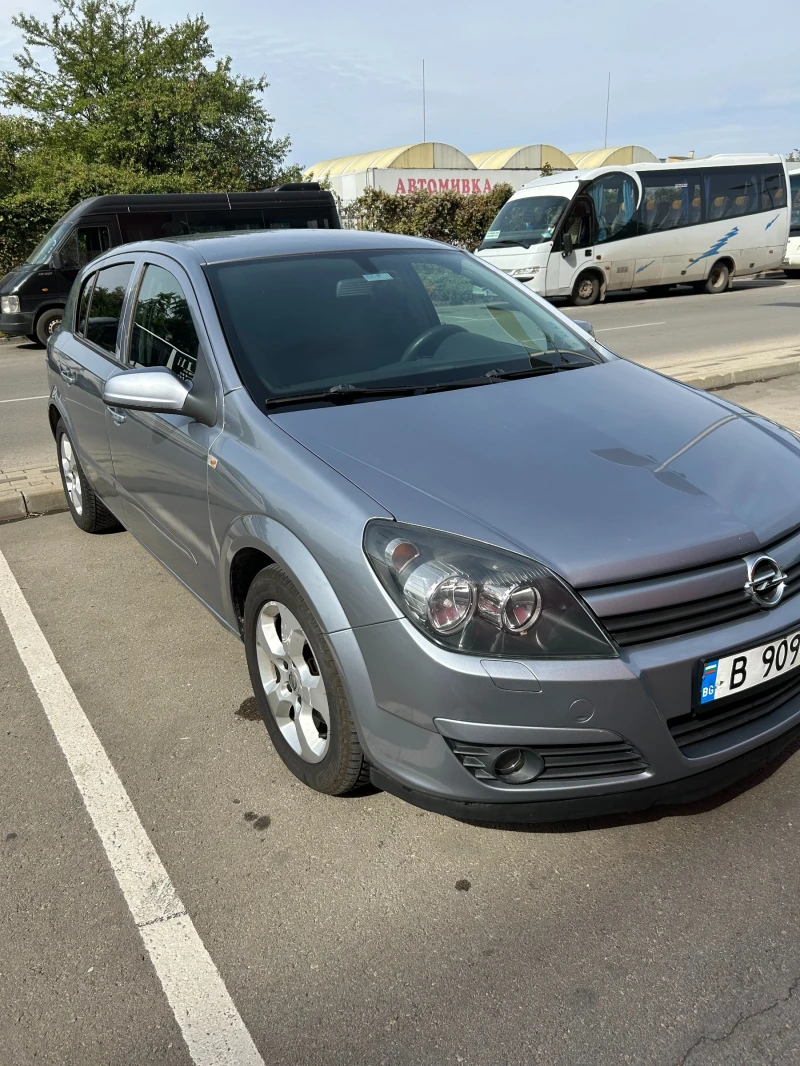 Opel Astra 1.7 CDTI, снимка 6 - Автомобили и джипове - 47432858